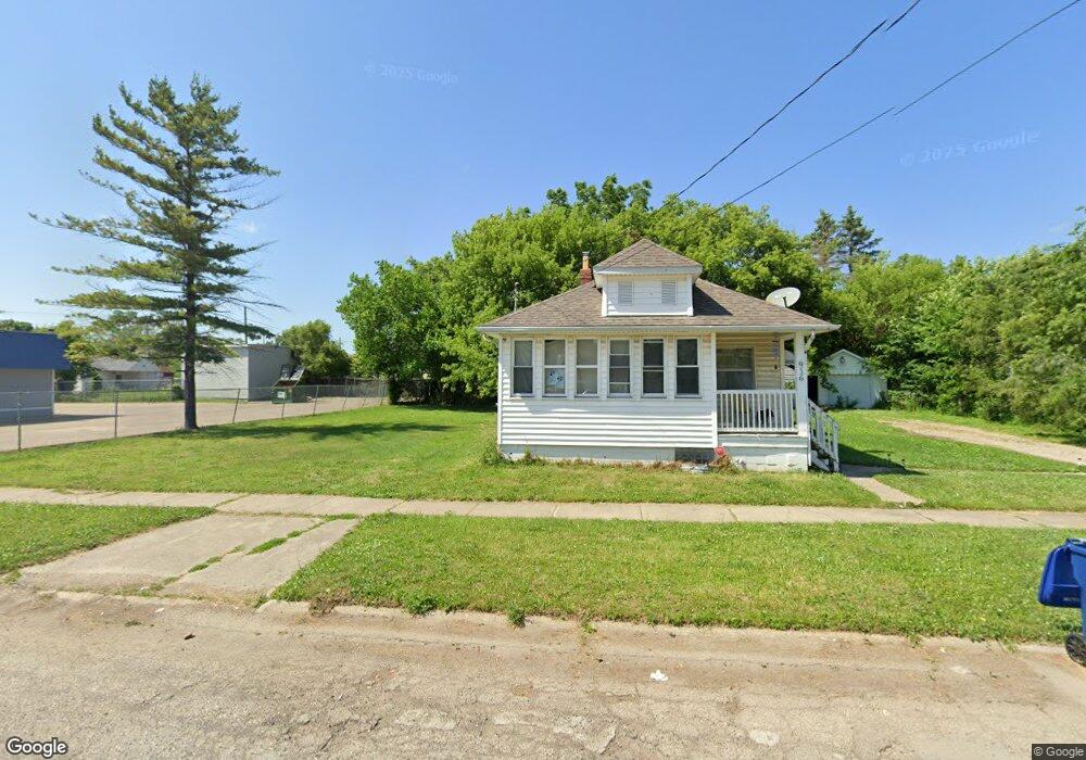 940 Waldman Ave, Flint, MI 48507 - photo 1