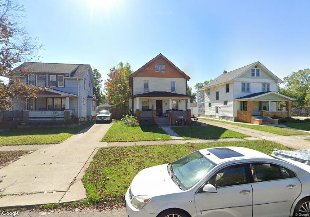 2406 E 30th St, Lorain, OH 44055 - photo 1