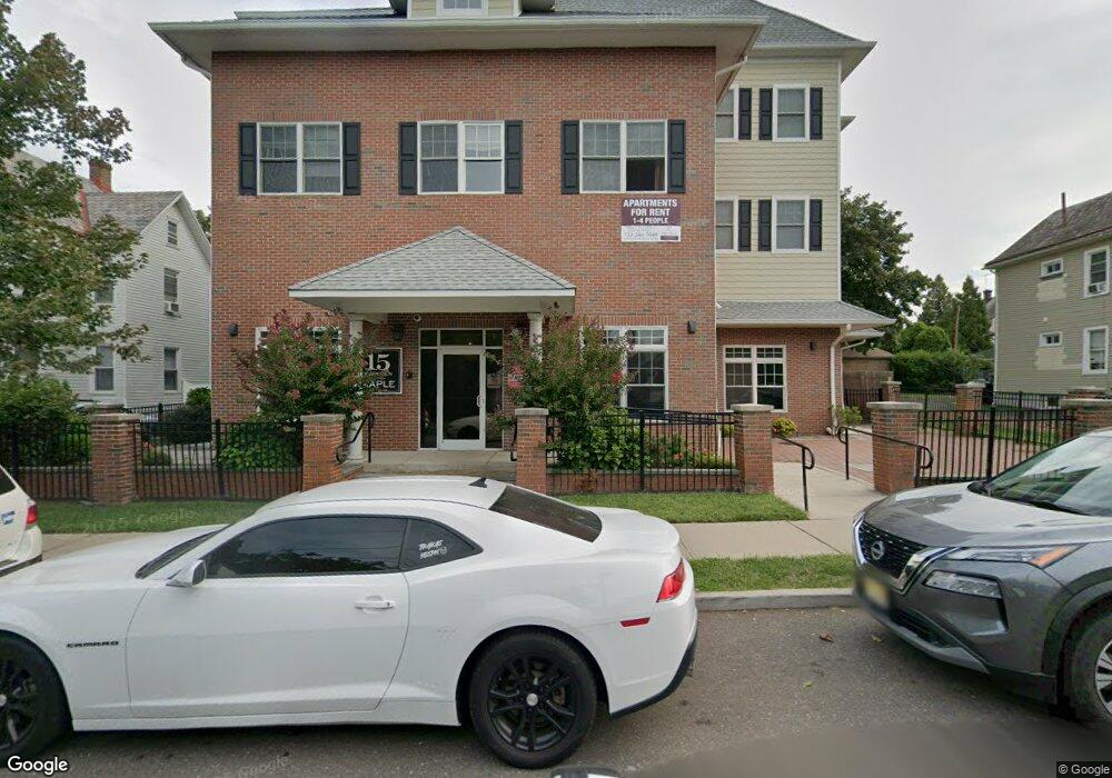 15 Maple St, New Brunswick, NJ 08901 - photo 1