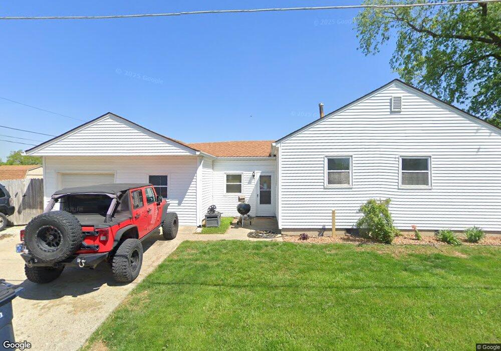 402 N 15th Ave, Beech Grove, IN 46107 - photo 1