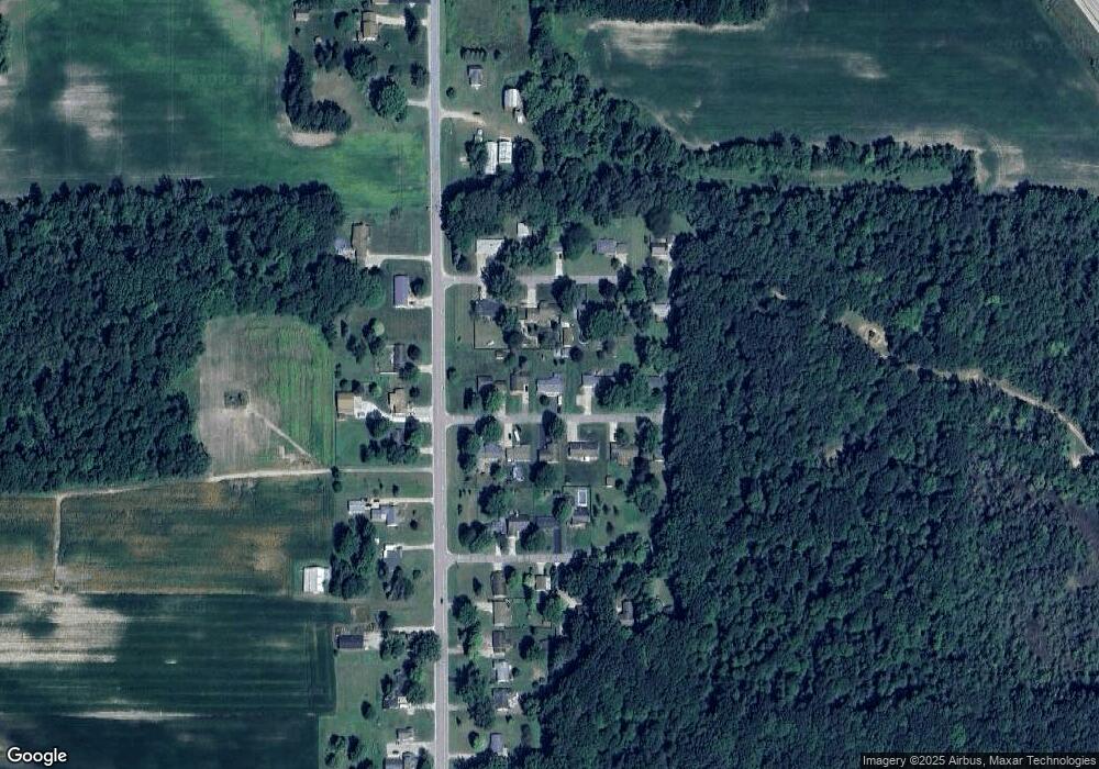 8045 Woodhall Rd, Birch Run, MI 48415 - photo 1