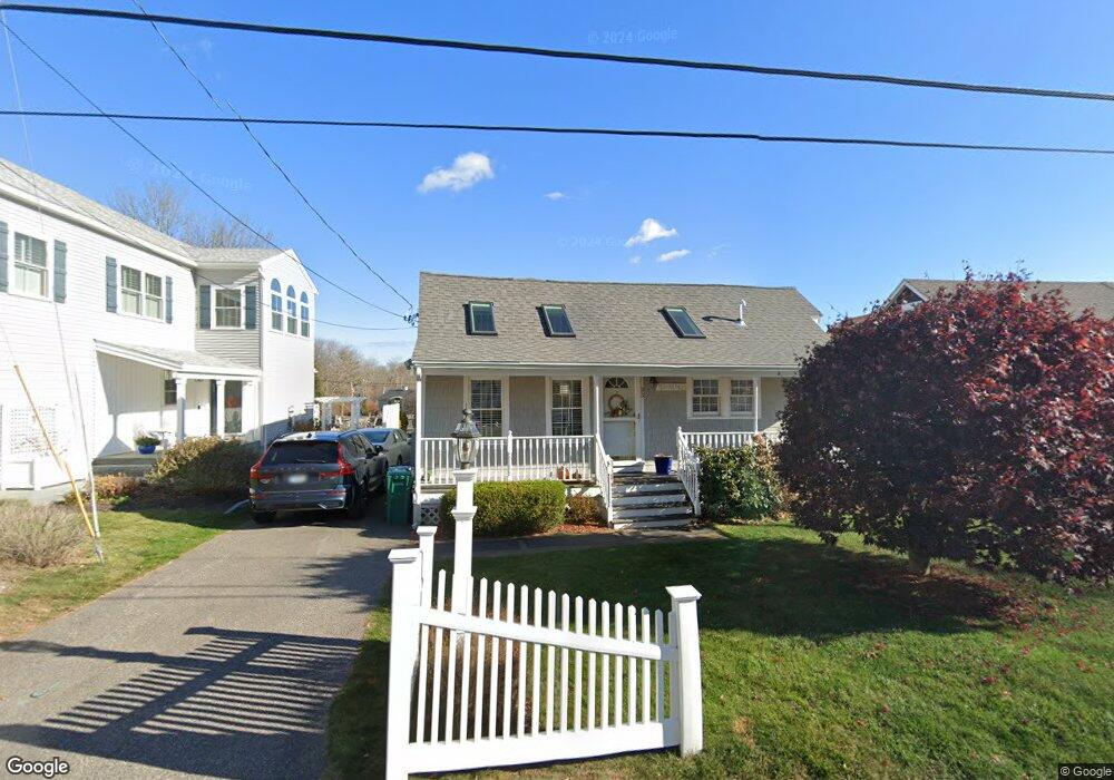 33 Seaview Ave, Hampton, NH 03842 - photo 1