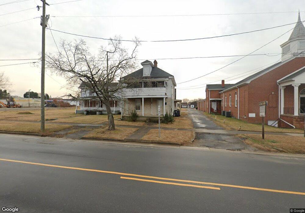 221 W McClanahan St, Oxford, NC 27565 - photo 1