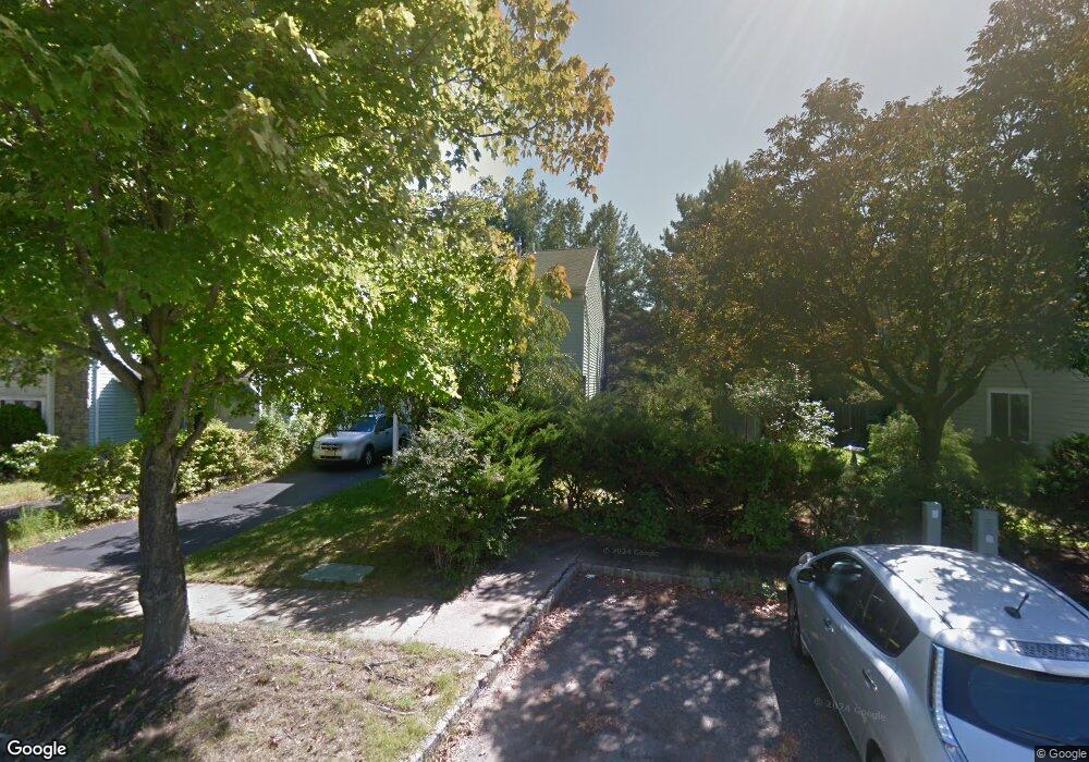 32 Winchester Dr, East Windsor, NJ 08520 - photo 1