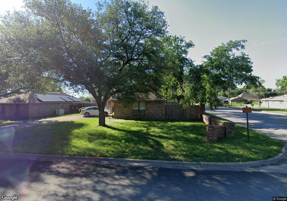 509 Odell St, Cleburne, TX 76033 - photo 1
