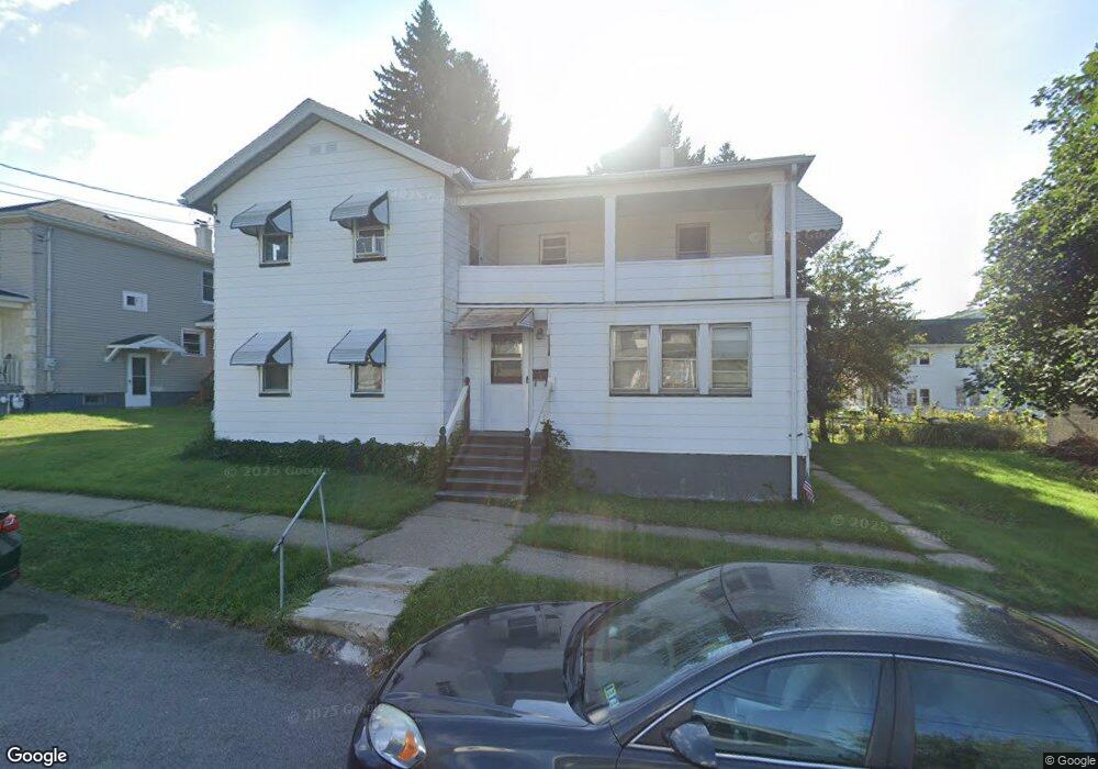 611 W Elm St, Dunmore, PA 18512 - photo 1