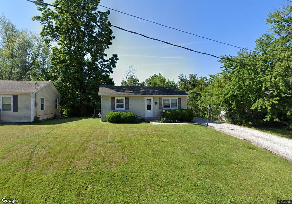 1412 Buchanan St, Moberly, MO 65270 - photo 1