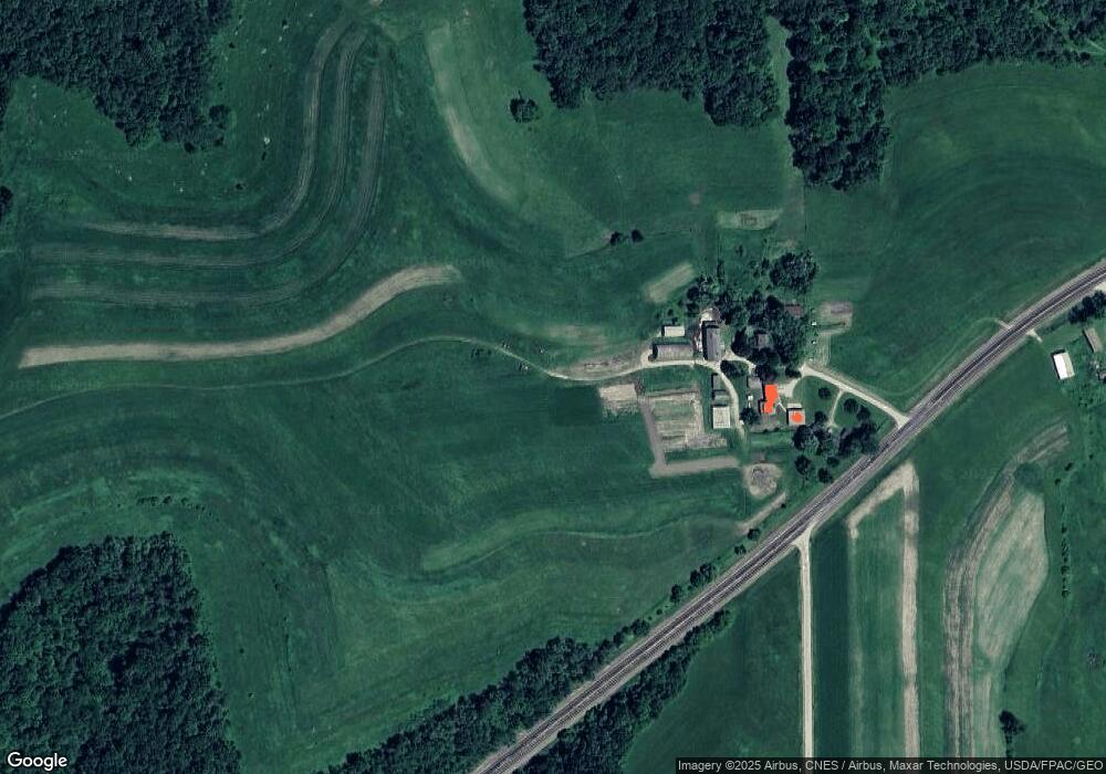 41232 Heyer Heights Ln, Dakota, MN 55925 - photo 1