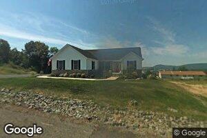 16 Ivy Ln, Dupont, PA 18641