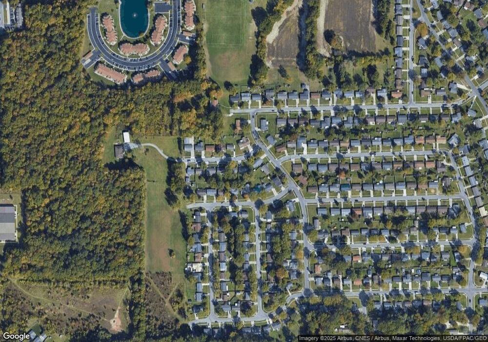 705 Meadowbrook Dr, Lima, OH 45801 - photo 1