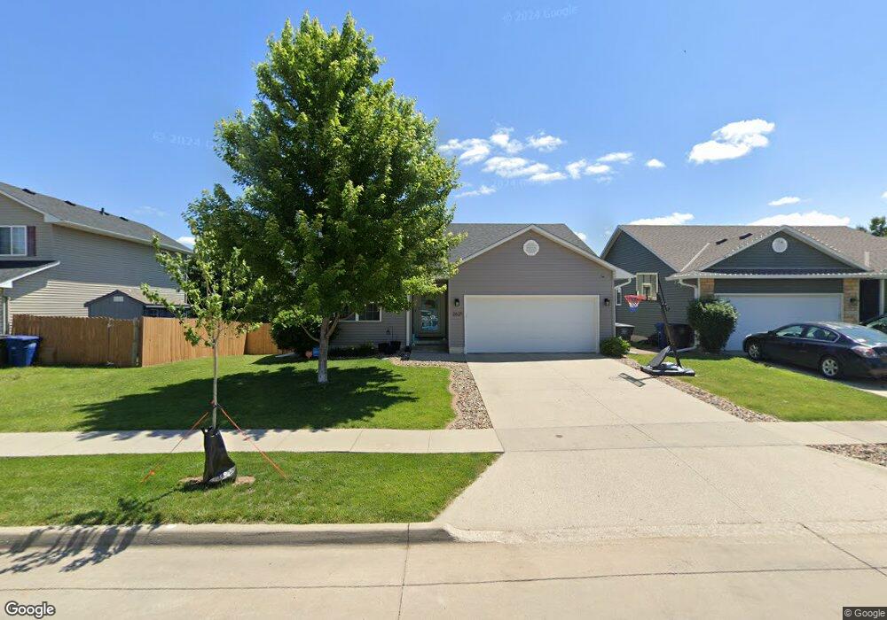 2621 Whispering Ridge Dr, Des Moines, IA 50320 - photo 1
