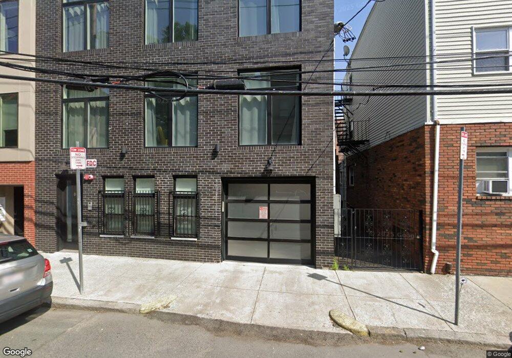 67 Lubec St unit 3R, Boston, MA 02128 - photo 1