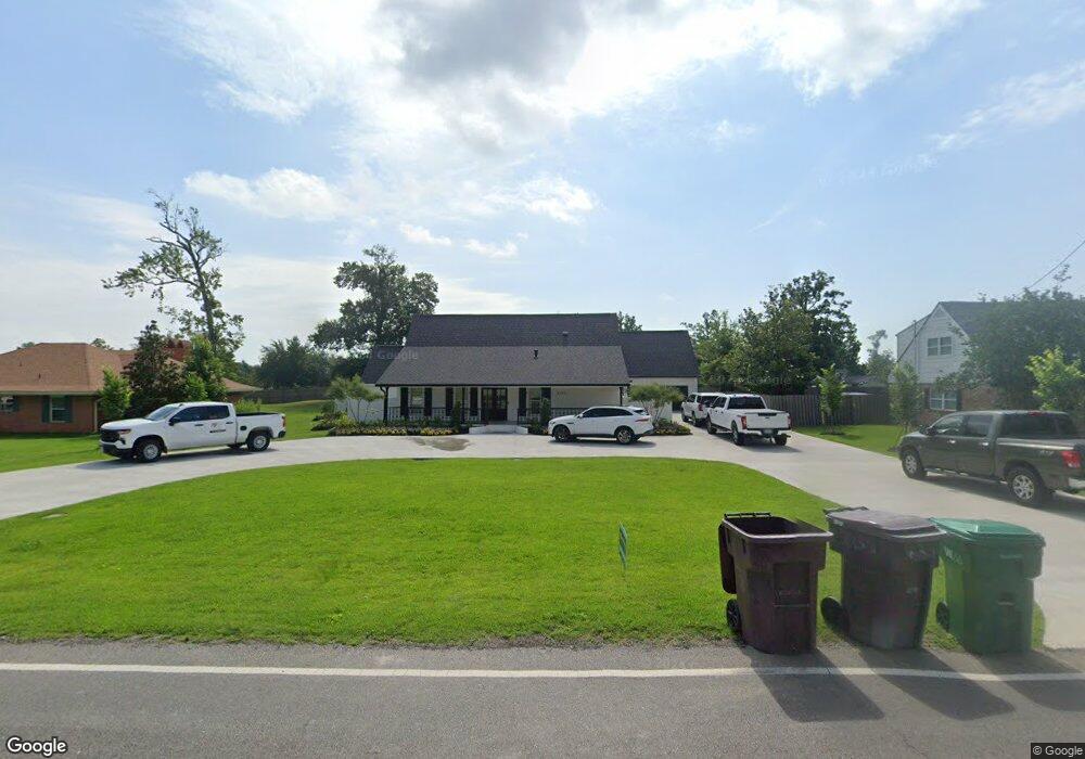 4313 W Prien Lake Rd, Lake Charles, LA 70605 - photo 1