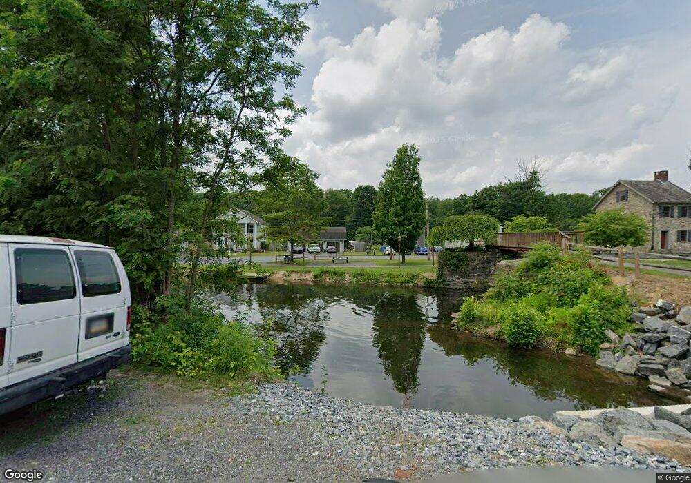 228 S Canal St, Walnutport, PA 18088 - photo 1