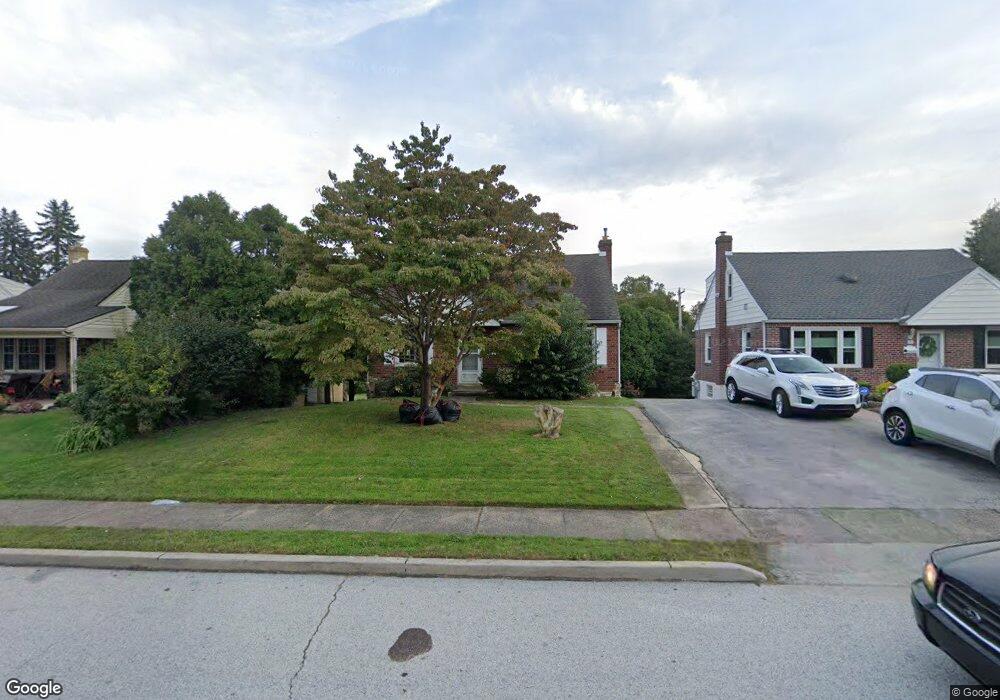 137 Walnut Hill Ln, Havertown, PA 19083 - photo 1