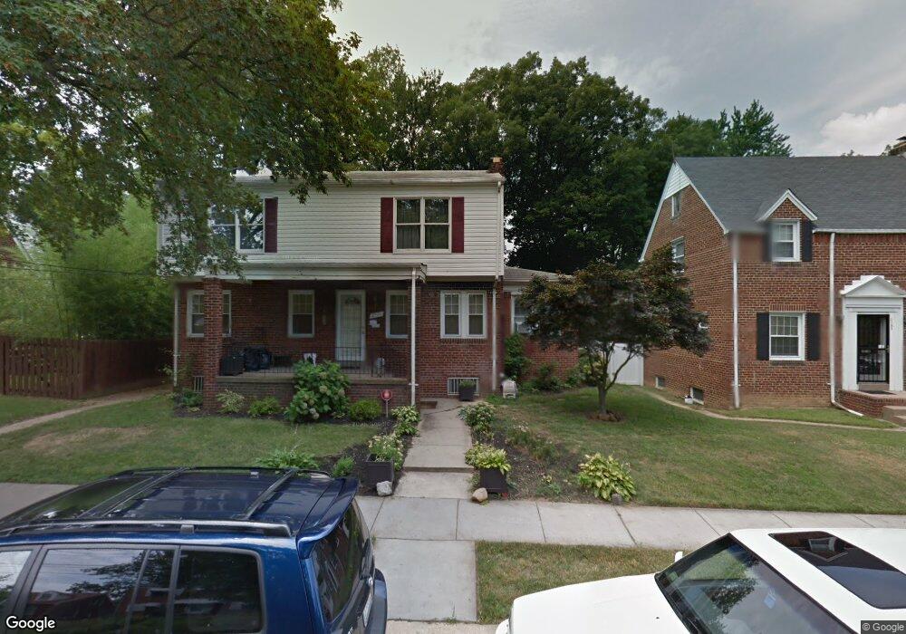 2711 32nd St SE, Washington, DC 20020 - photo 1