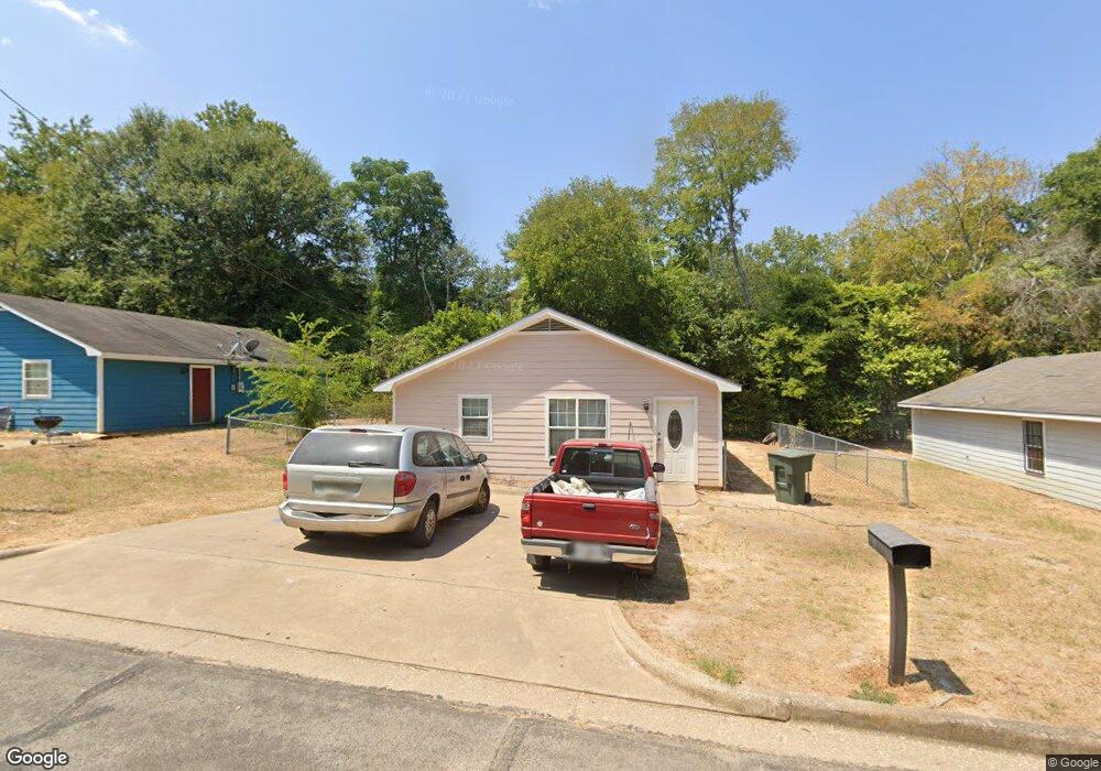 224 Scarborough St, Nacogdoches, TX 75961 - photo 1