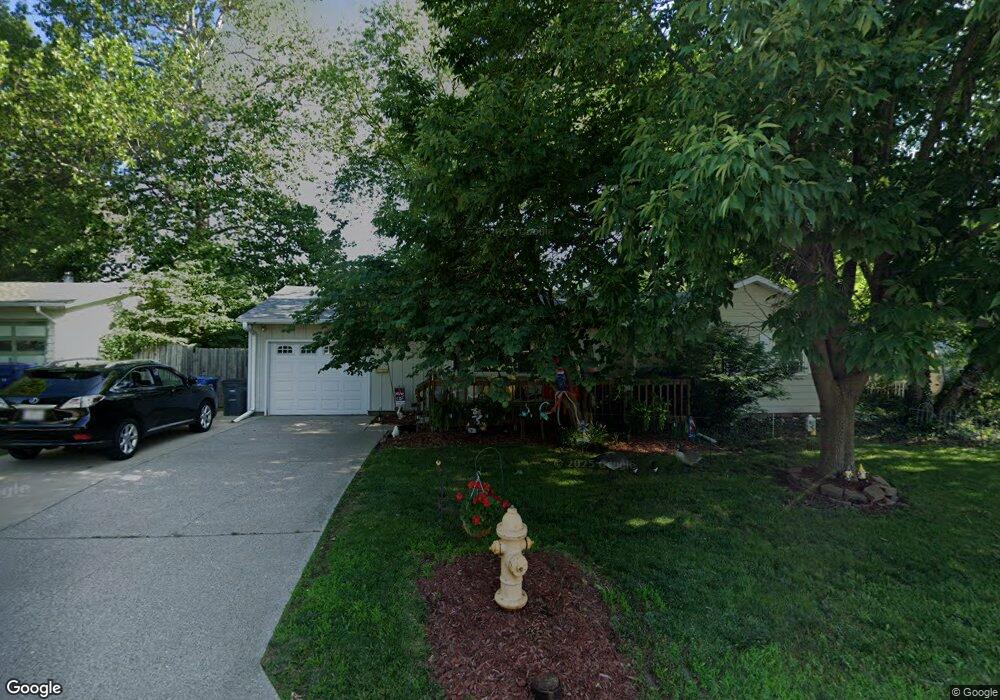 1324 Fairlane Dr, Bettendorf, IA 52722 - photo 1