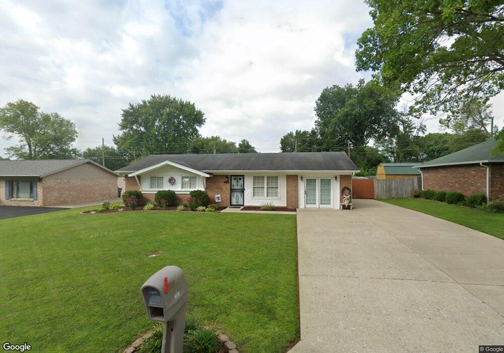 203 Glendale Dr, Charlestown, IN 47111 - photo 1