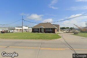 320 W 1st Ave, Topeka, KS 66603