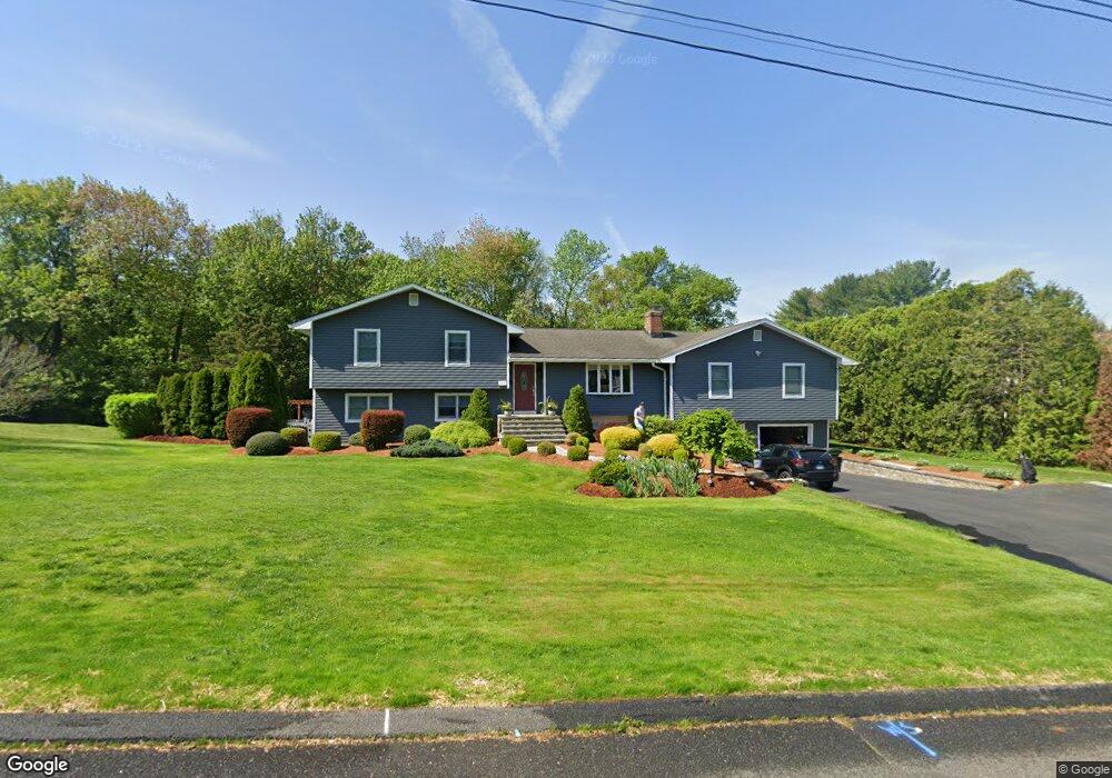 29 Nokomis Dr, Trumbull, CT 06611 - photo 1