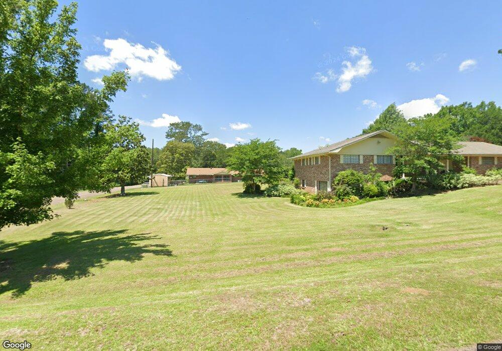 132 Pineview Dr, Laurel, MS 39440 - photo 1