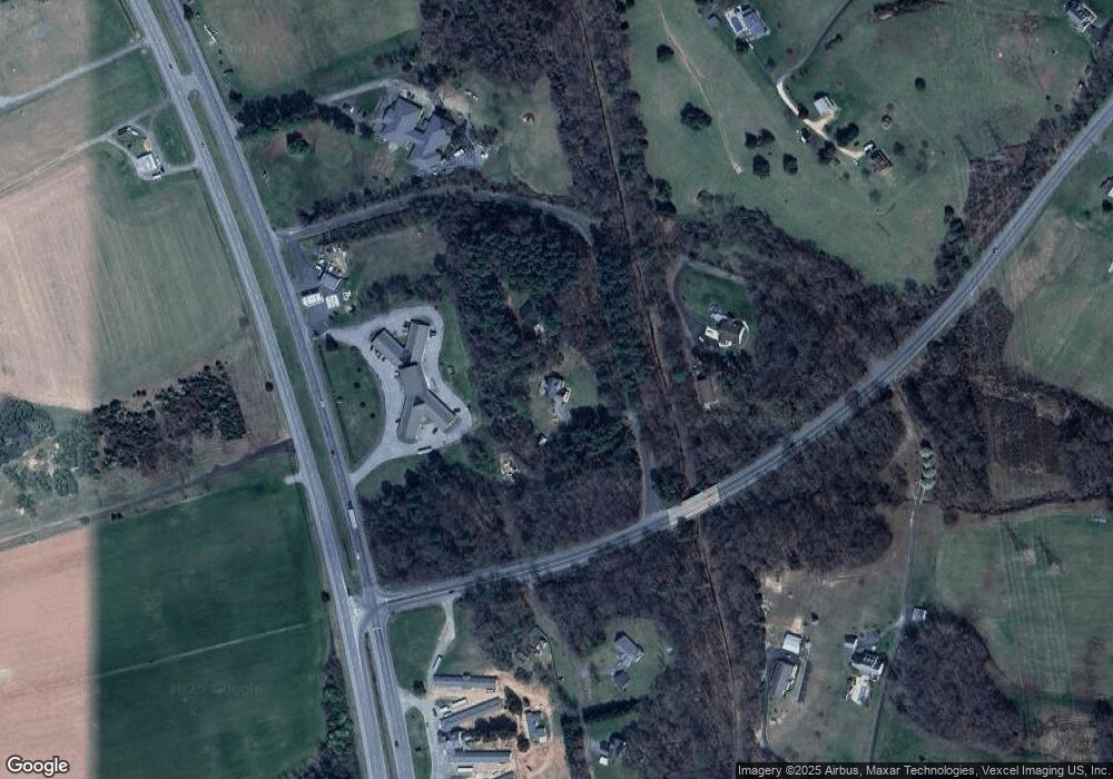 11055 Glasva School Rd, Faulkner, MD 20632 - photo 1