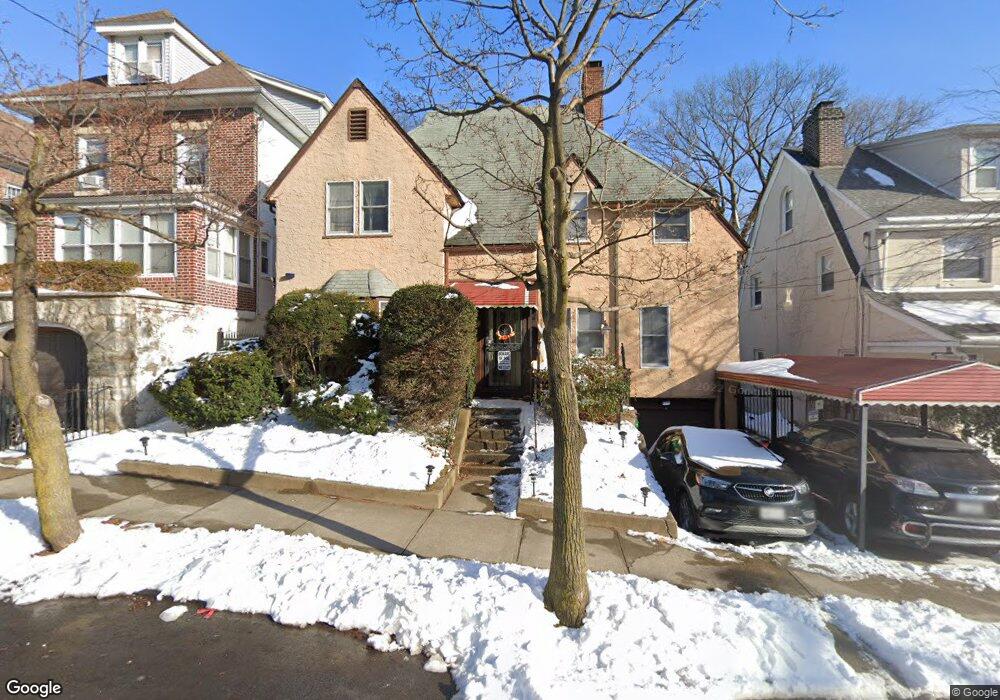 6210 Spencer Ave, Bronx, NY 10471 - photo 1