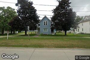 302 Hayes St E, Hazleton, IA 50641