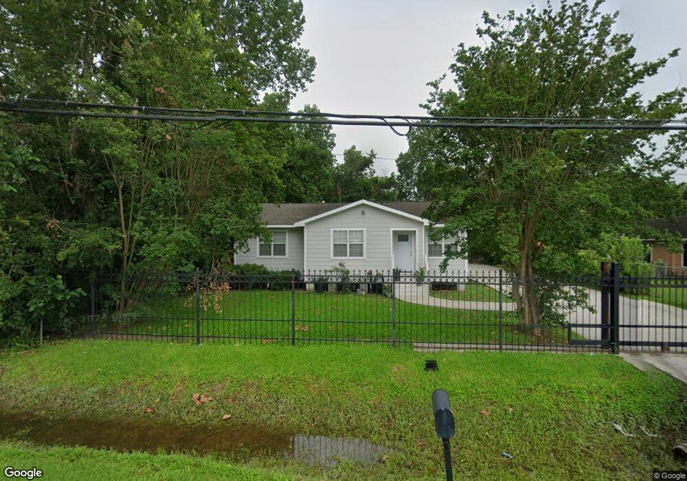 4338 Mooney Rd, Houston, TX 77093 - photo 1