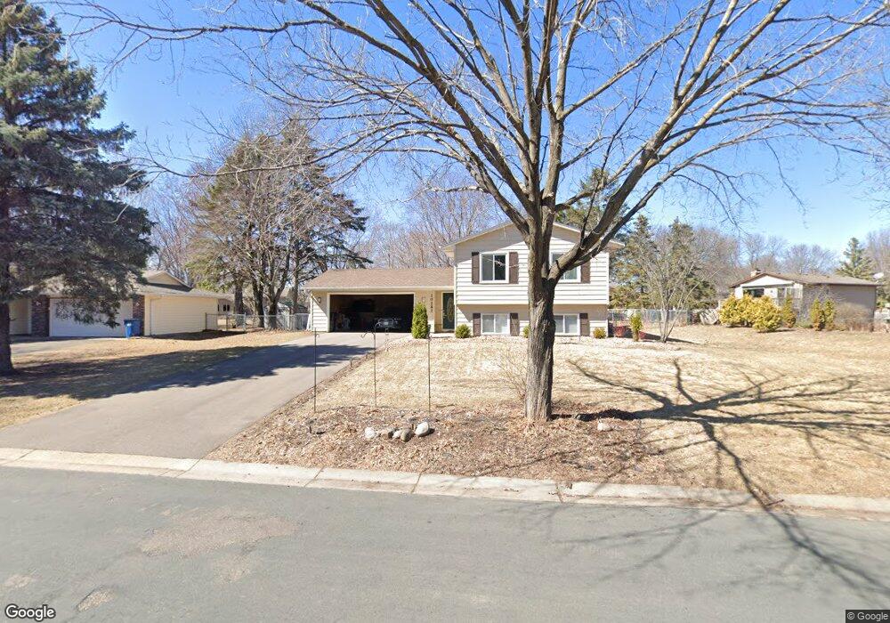 10287 Pilgrim Ln N, Maple Grove, MN 55369 - photo 1