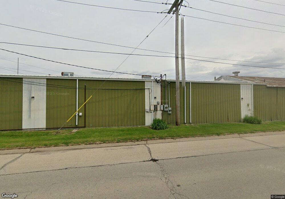 390 Limit St, Lincoln, IL 62656 - photo 1