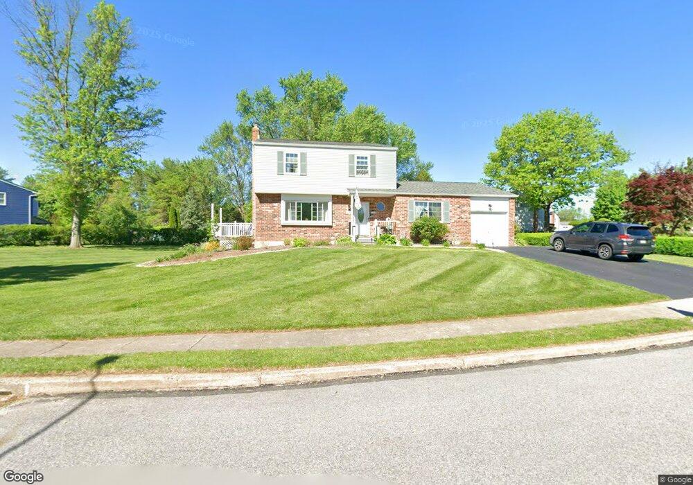 166 Deacon Dr, Norristown, PA 19403 - photo 1