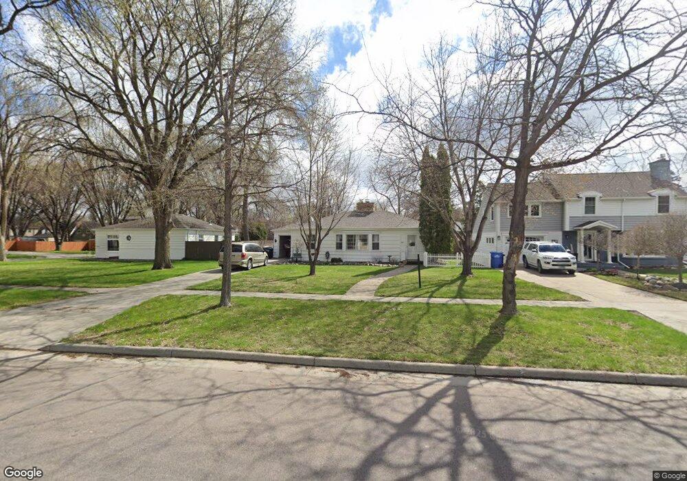 1610 10th St S, Fargo, ND 58103 - photo 1