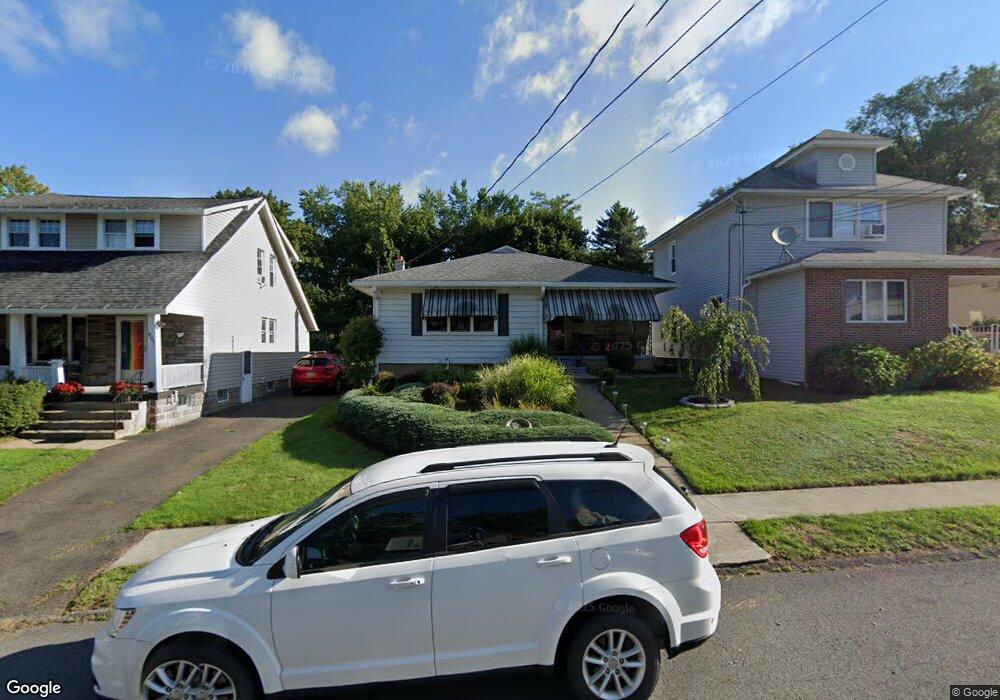 809 Butler St, Dunmore, PA 18512 - photo 1