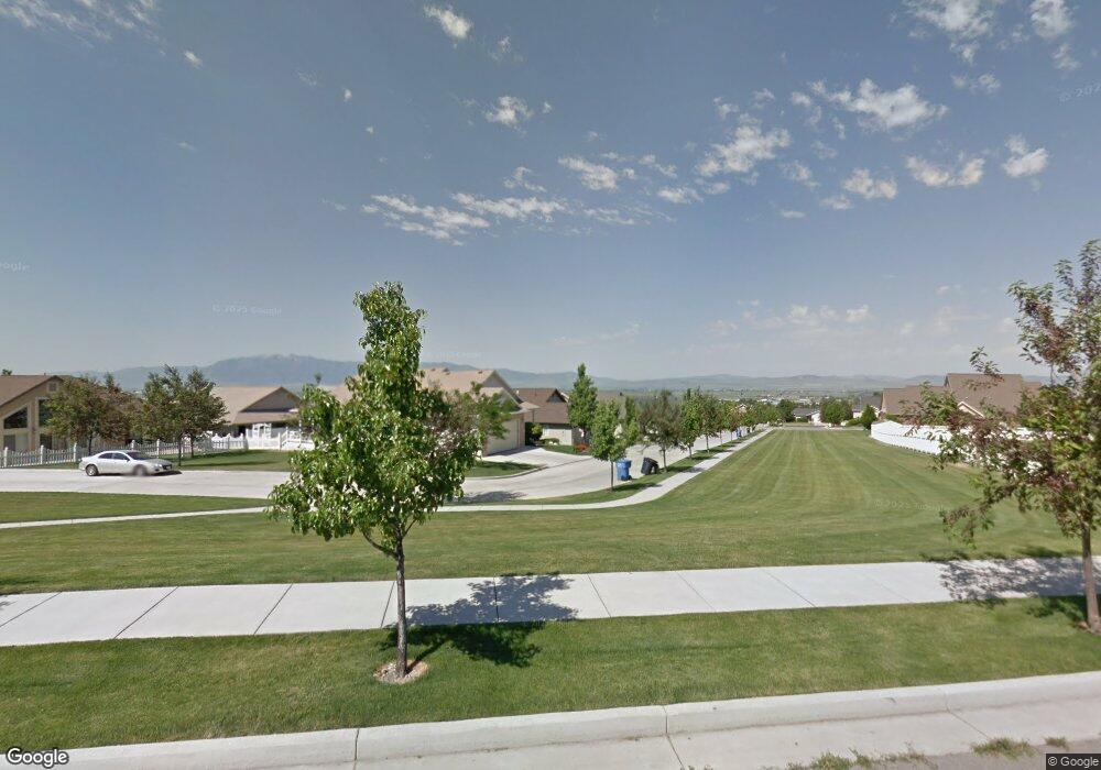 983 890 E unit 1, Smithfield, UT 84335 - photo 1
