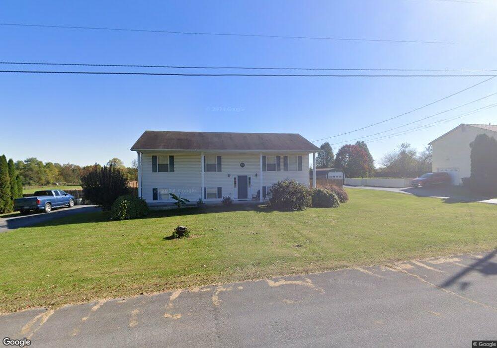 300 Libby Ann Dr, Bunker Hill, WV 25413 - photo 1