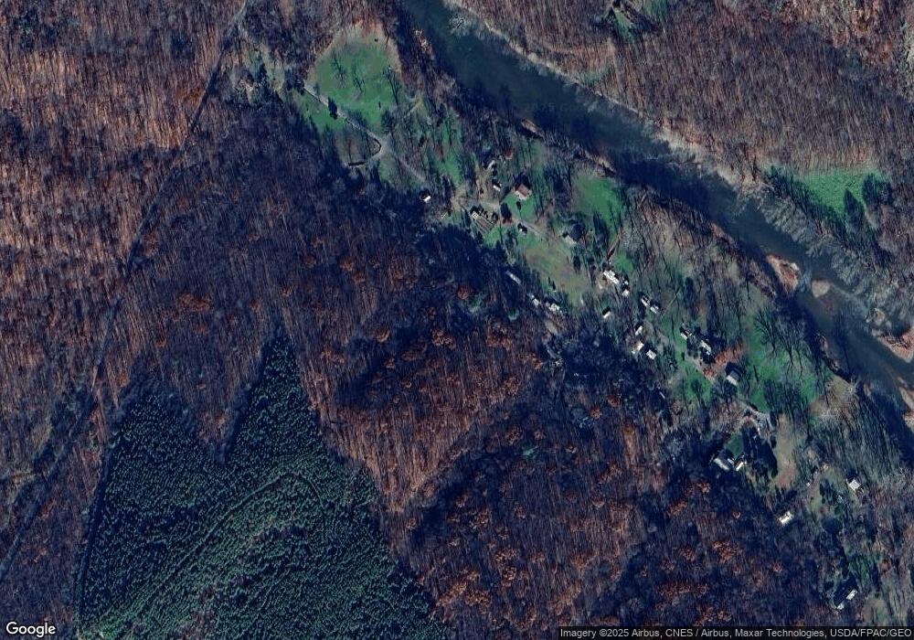 238 Walnut Ln, Green Spring, WV 26722 - photo 1