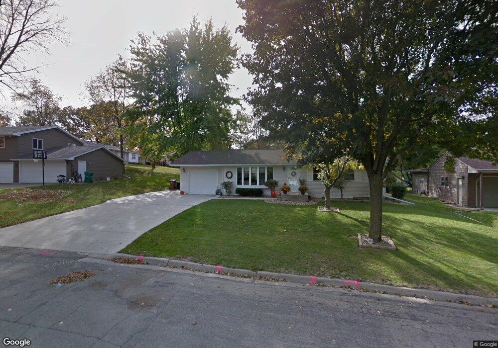 1010 Elmhill Dr, Albert Lea, MN 56007 - photo 1