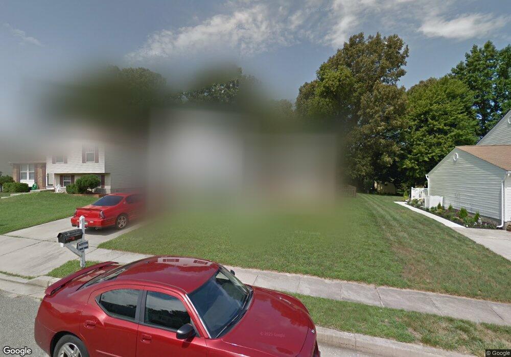 8 Woodmans Ct, Essex, MD 21221 - photo 1