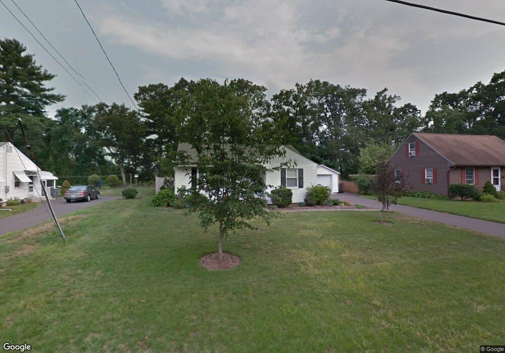 38 Wilstar Cir, Enfield, CT 06082 - photo 1