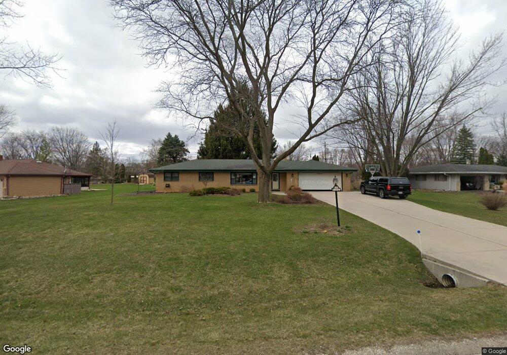 S68W12922 Bristlecone Ln, Muskego, WI 53150 - photo 1