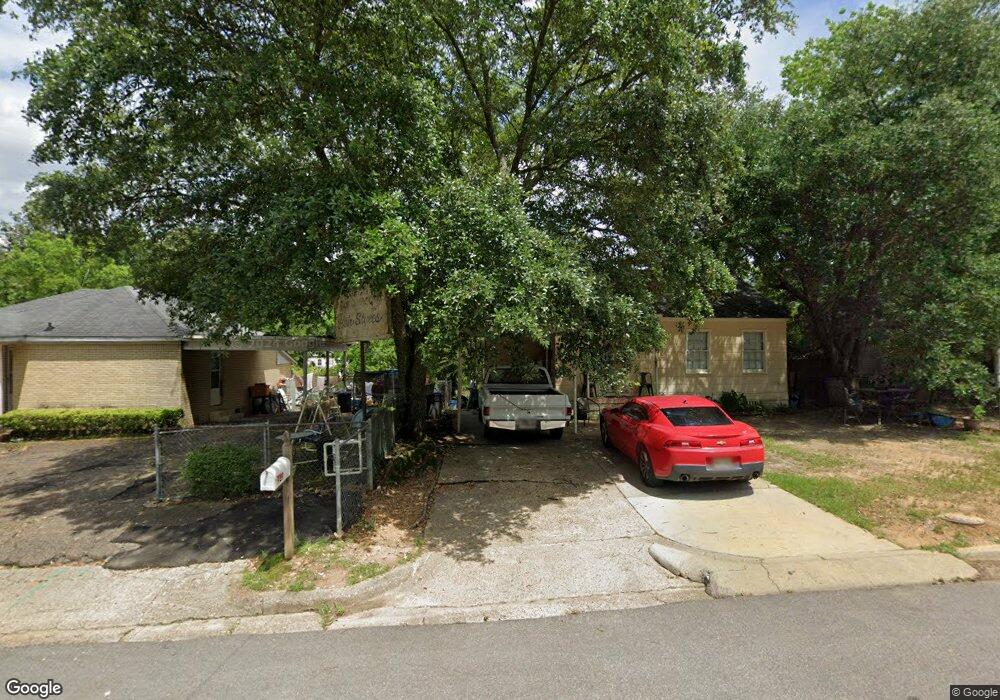 929 S 14th Ave, Laurel, MS 39440 - photo 1