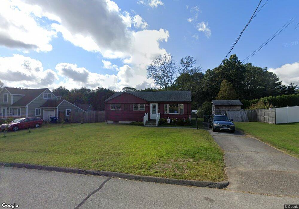 22 Hickory Dr, Ledyard, CT 06339 - photo 1