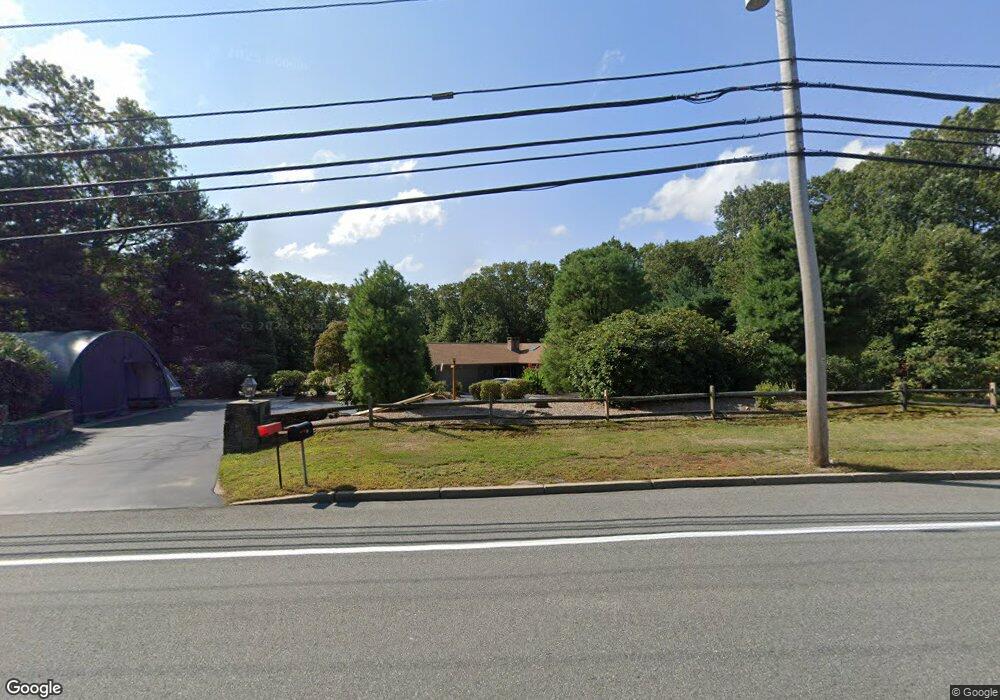 926 Scituate Ave, Cranston, RI 02921 - photo 1