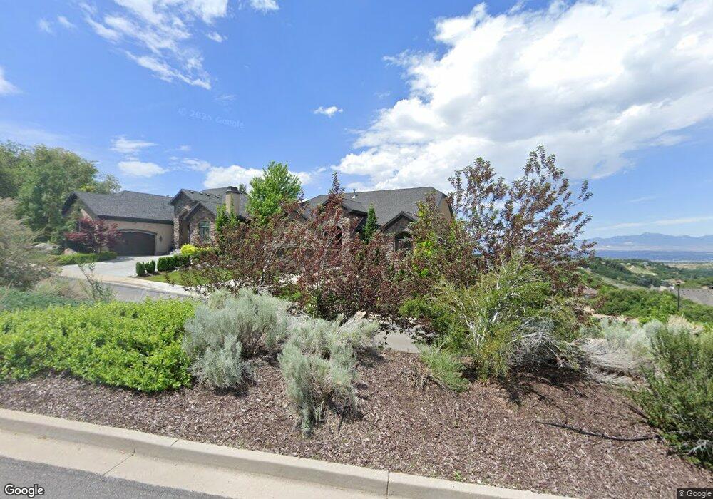 10930 S Secret View Dr, Sandy, UT 84092 - photo 1