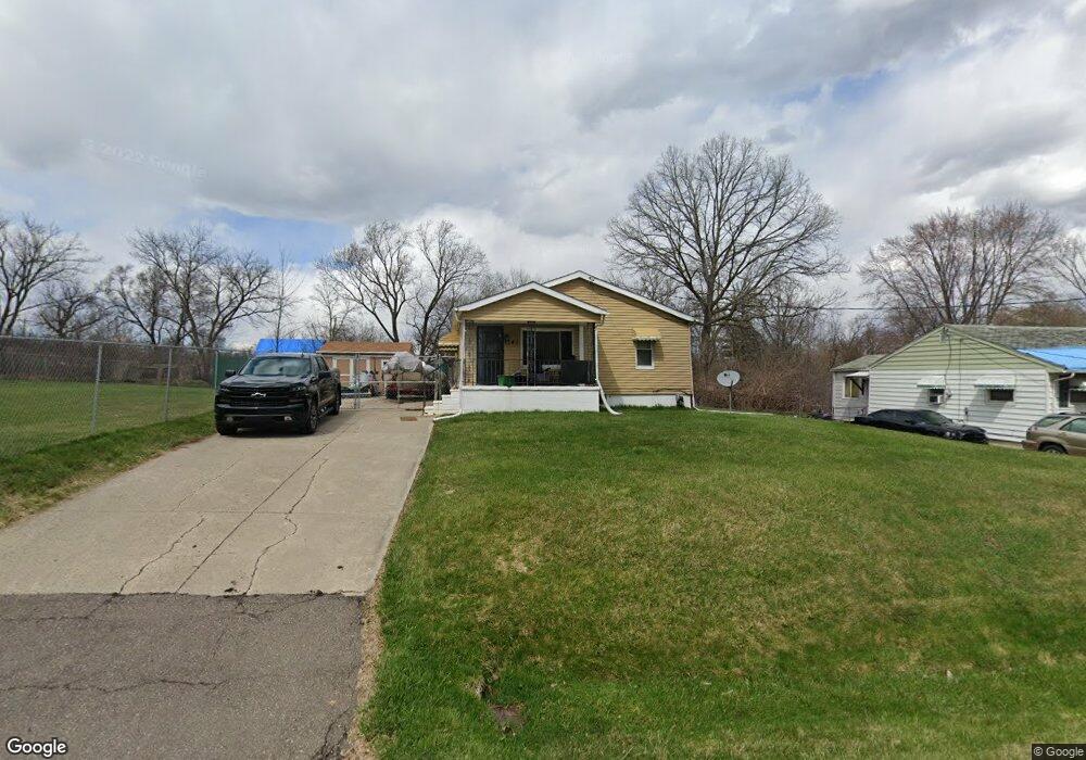 1141 Charles Ave, Flint, MI 48505 - photo 1