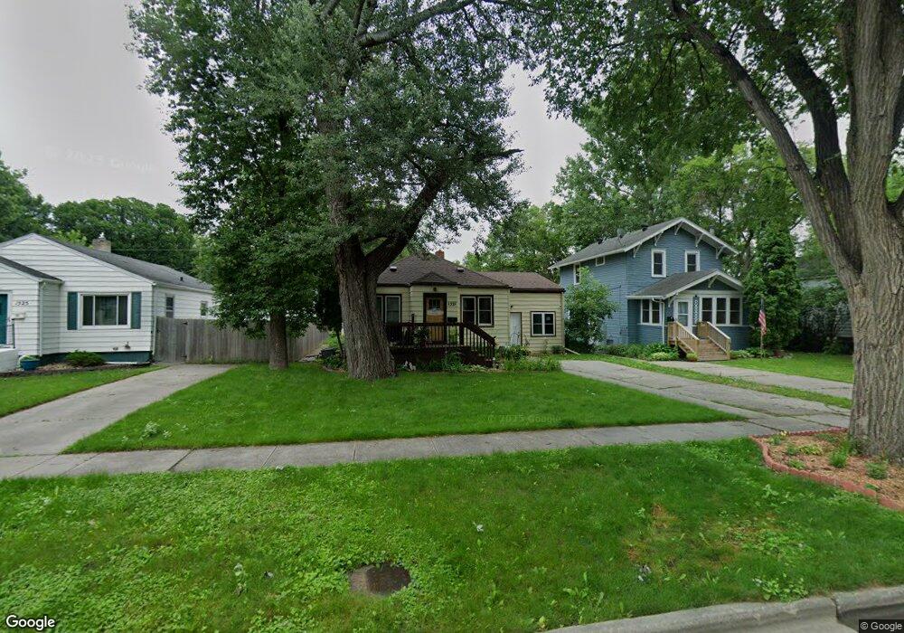 1521 9th St N, Fargo, ND 58102 - photo 1
