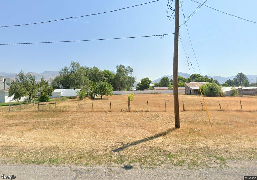 229 S 100 E unit 2, Hyrum, UT 84319 - photo 1