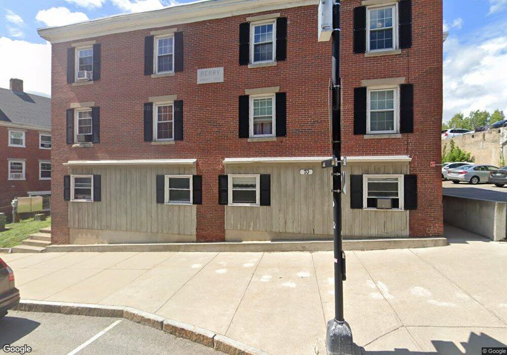 70 Main St unit B1, New Market, NH 03857 - photo 1